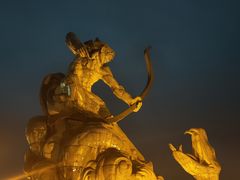 -巴陵广场