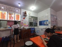 -南宁市连升风味小吃店