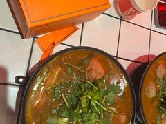 -肥汁米蘭香港米线(长宁来福士店)