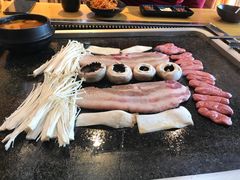 -小黑猪石板烤肉(皇冠花园店)