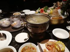 -半岛翡丽海鲜自助餐厅(观风亭店)