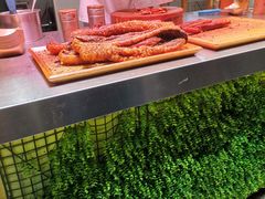 自助取餐区-八一路好吃街