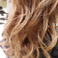 -CARR SALON