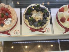 -花花卷卷·鲜食蛋糕(静安久光百货店)