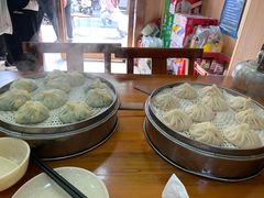 -正宗开封黄家灌汤小笼包子