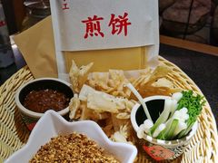 -鲁菜根·泰安菜(万达店)