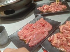 -啊美丽炭火烤肉(滑翔一店)