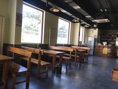 大堂-门框胡同百年卤煮(杨庄路店)