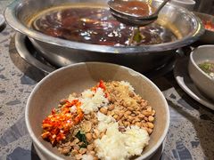 -肖肖酸萝卜鱼火锅(总店)