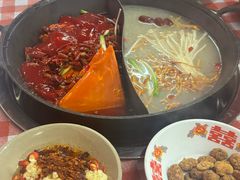 -赵美丽·重庆社区火锅·直营店(火车东站·中豪国际店)