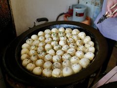 -老字号眼镜子煎包汤包店