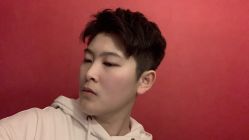 -镁连社·美联社