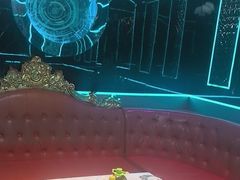 -路边边.炒菜烧烤.音乐餐厅(良乡长虹店)