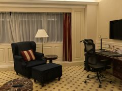 -深圳富苑皇冠假日套房酒店