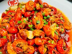 -肥肥虾庄·金牌油焖大虾(东湖欢乐谷店)