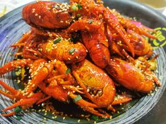 -肥肥虾庄·金牌油焖大虾(首义路店)