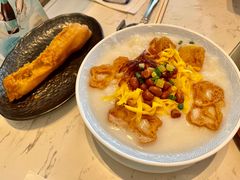 艇仔粥-美心·翠园(港汇恒隆广场店)