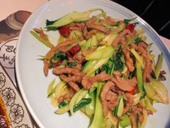 青菜炒牛肉-酒阳蒸经小酒馆(解放碑店)