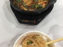 -杨铭宇黄焖鸡米饭(光谷APP广场店)