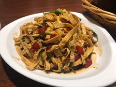 腊味炒豆丝-董厨煨汤馆(车站路店)