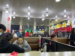 大堂-老舅老蒙肉饼非遗店(一店)