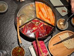 -三出山火锅(南京万象天地店)