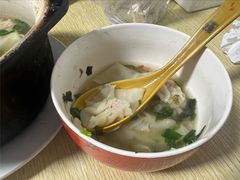 -小许三鲜砂锅馄饨店(家多乐烟酒店)