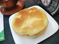 酸奶饼-诺敏塔拉奶茶-布里亚特包子-手把肉(锦都会店)