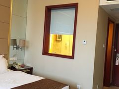 -山明水秀大饭店