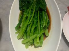 -渝信川菜 · 川味家常菜(财富购物中心店)