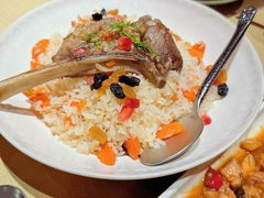 手抓羊肉饭-丝路金桃·新疆菜(徐汇店)