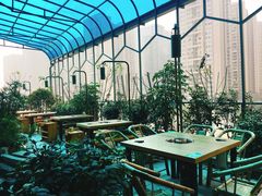 -耍哥串串香(香月湖店)