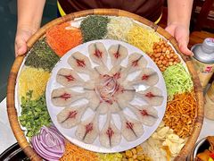 -盛记顺德高佬猪杂粥