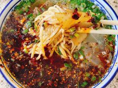 -吾穆勒蓬灰牛肉面·清真(北滨河中路店)