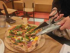 圣诞树披萨-城市大道红炉披萨烘焙坊