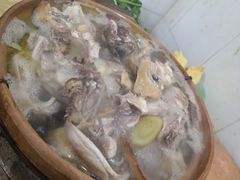 -威邵鸡煲(西华路总店)