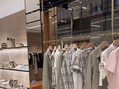 -BURBERRY(上海港汇恒隆广场店)