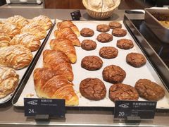 -星巴克(港汇1号办公楼店)