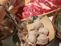 -左庭右院鲜牛肉火锅(金山万达店)