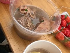 -燕子煨汤(山海关路店)