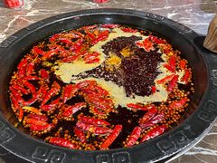 全牛油红锅中辣-渝大狮毛肚老火锅(遂宁万达店)