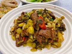 酸菜牛肉-粤·向群饭店(龙津东路总店)
