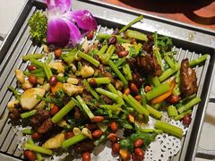 -小菜园新徽菜(镇江丹阳吾悦店)