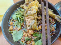 -三道苗苗鱼·美蛙黄辣丁(八里店)