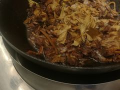 -胡须佬鸡煲四季火锅店(石厦西村直营店)