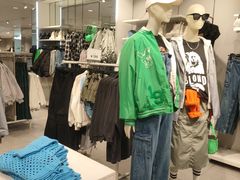 -H&M(天一广场店)