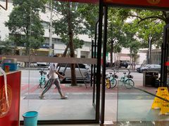 -胡成记口蘑龙眼包子(盐道街店)