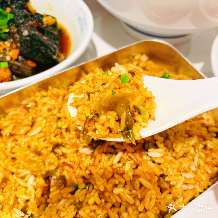 这家长沙地道小吃集合店爱了爱了❣️