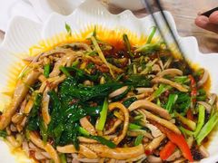 -洪霞餐馆