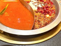 -沸炉重庆老火锅(军事博物馆店)